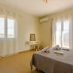 The Leaf House - Kefalonia ヴィラ *